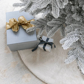 Saia de árvore de pele sintética King Snow de 60 cm